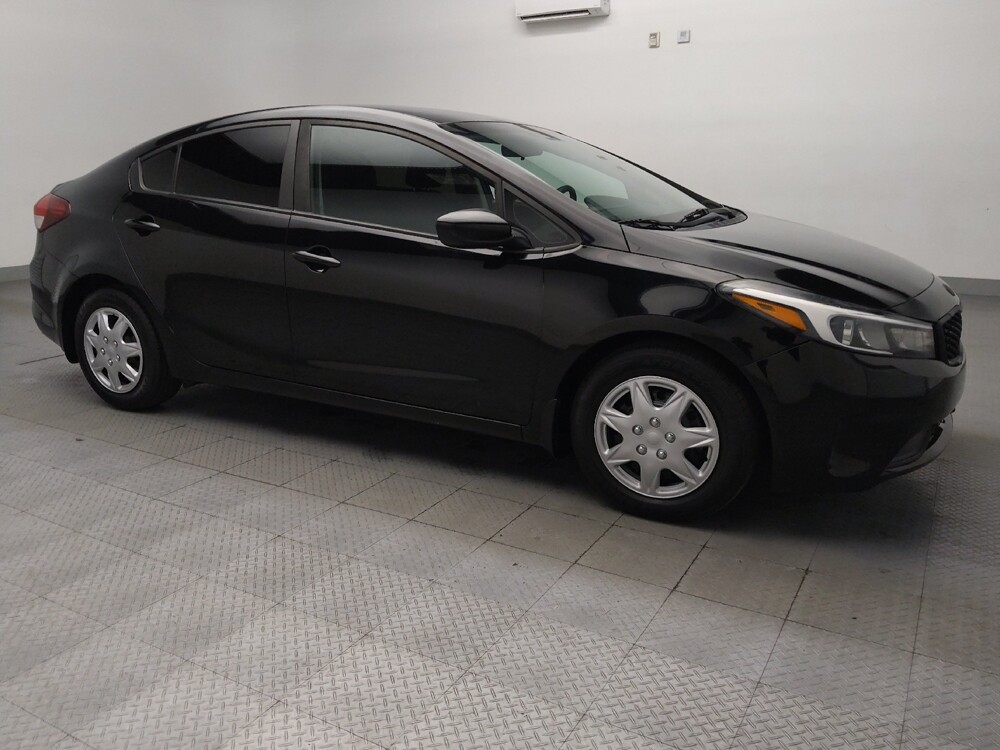 2017 Kia Forte in Plano, TX 75074 - 18073717 11
