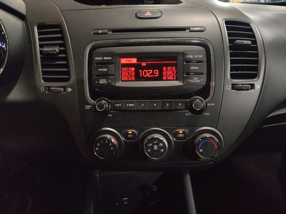 2017 Kia Forte in Plano, TX 75074 - 18073717 25