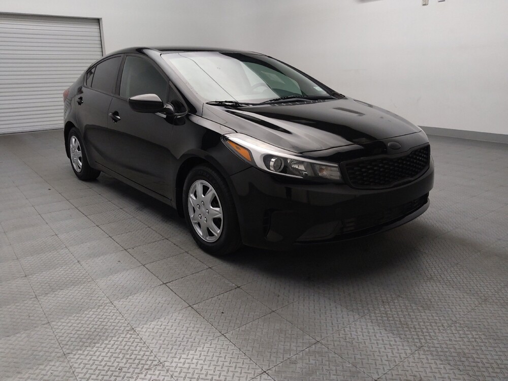 2017 Kia Forte in Plano, TX 75074 - 18073717 13