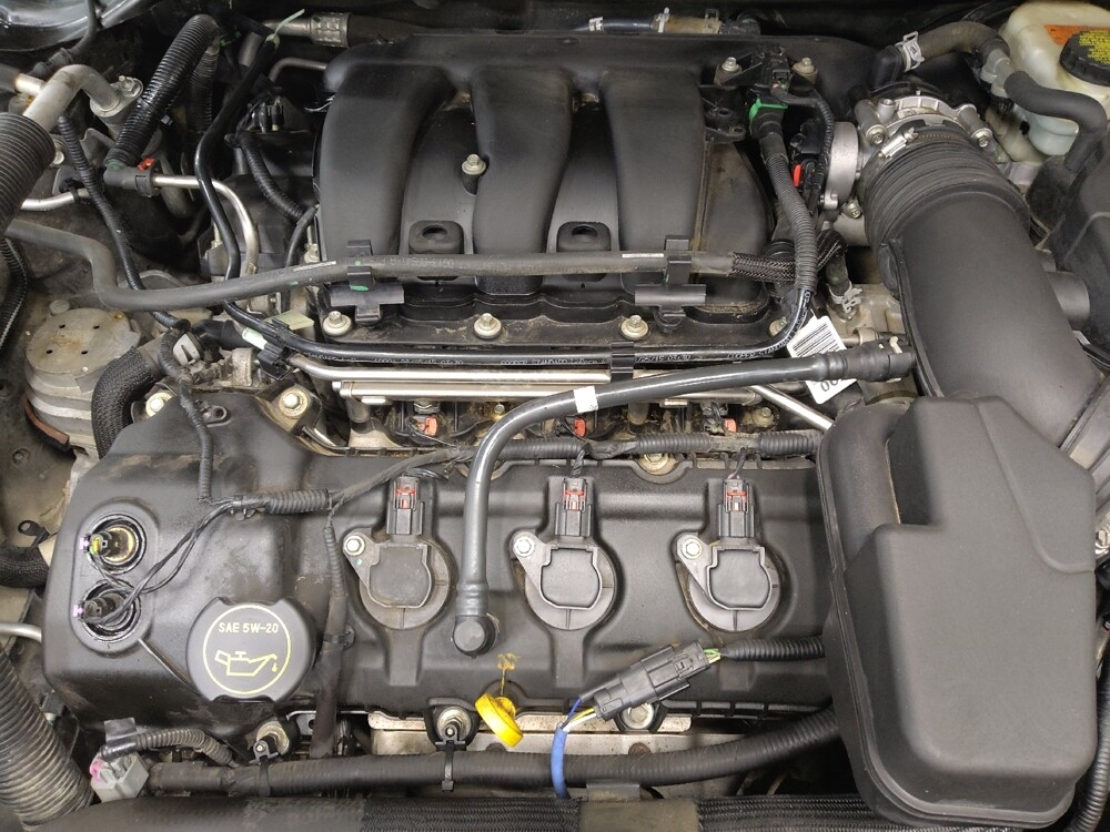 2015 Ford Taurus in Arlington, TX 76011 - 18073727 30