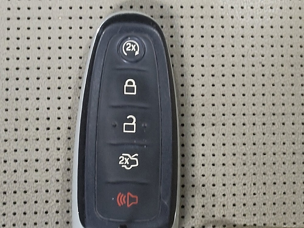 2015 Ford Taurus in Arlington, TX 76011 - 18073727 32