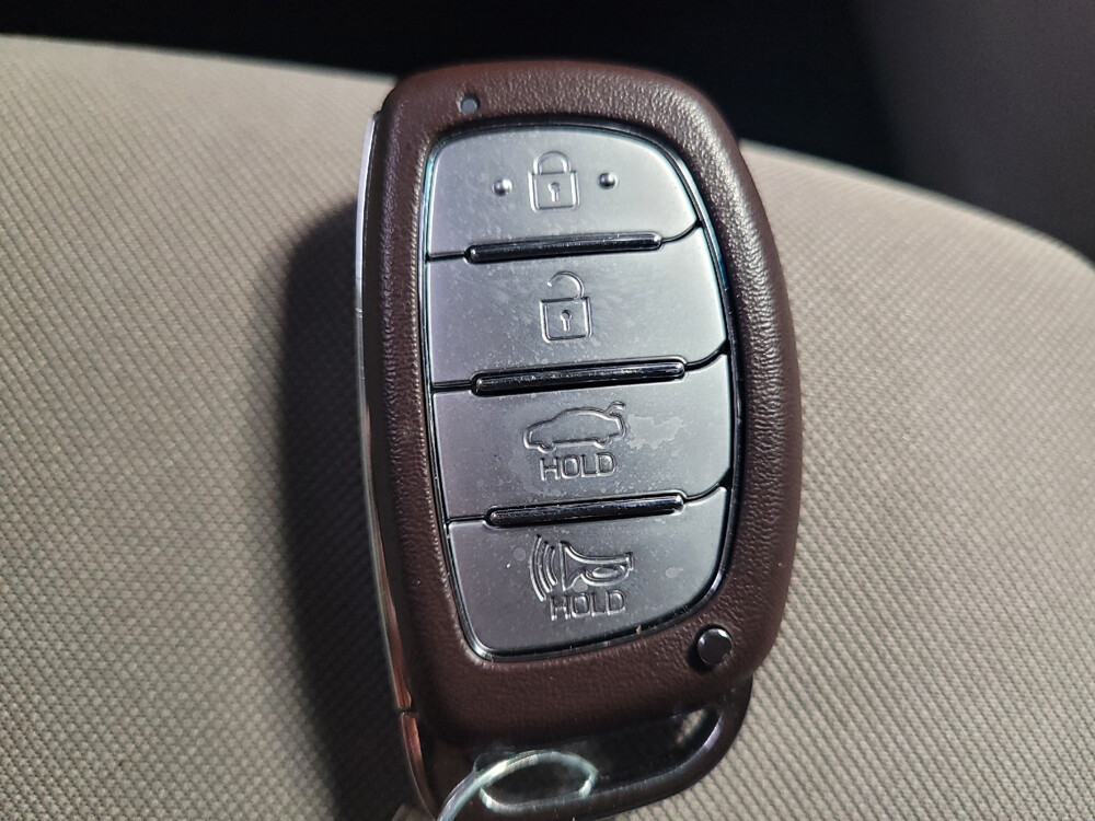 2018 Hyundai Sonata in Fort Myers, FL 33907 - 18073738 32