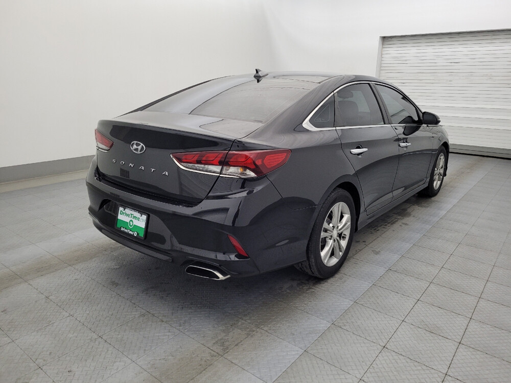 2018 Hyundai Sonata in Fort Myers, FL 33907 - 18073738 9