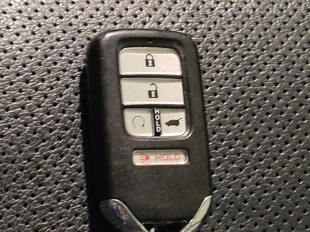 2016 Honda Pilot in El Paso, TX 79907 - 18073741 32