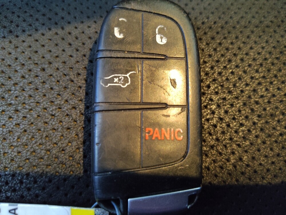 2019 Jeep Grand Cherokee in Clearwater, FL 33764 - 18073746 32