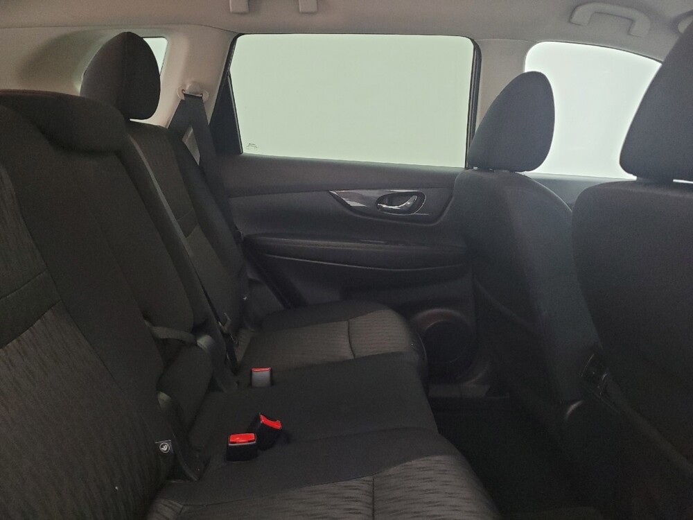 2018 Nissan Rogue in Lexington, KY 40509 - 18073782 19