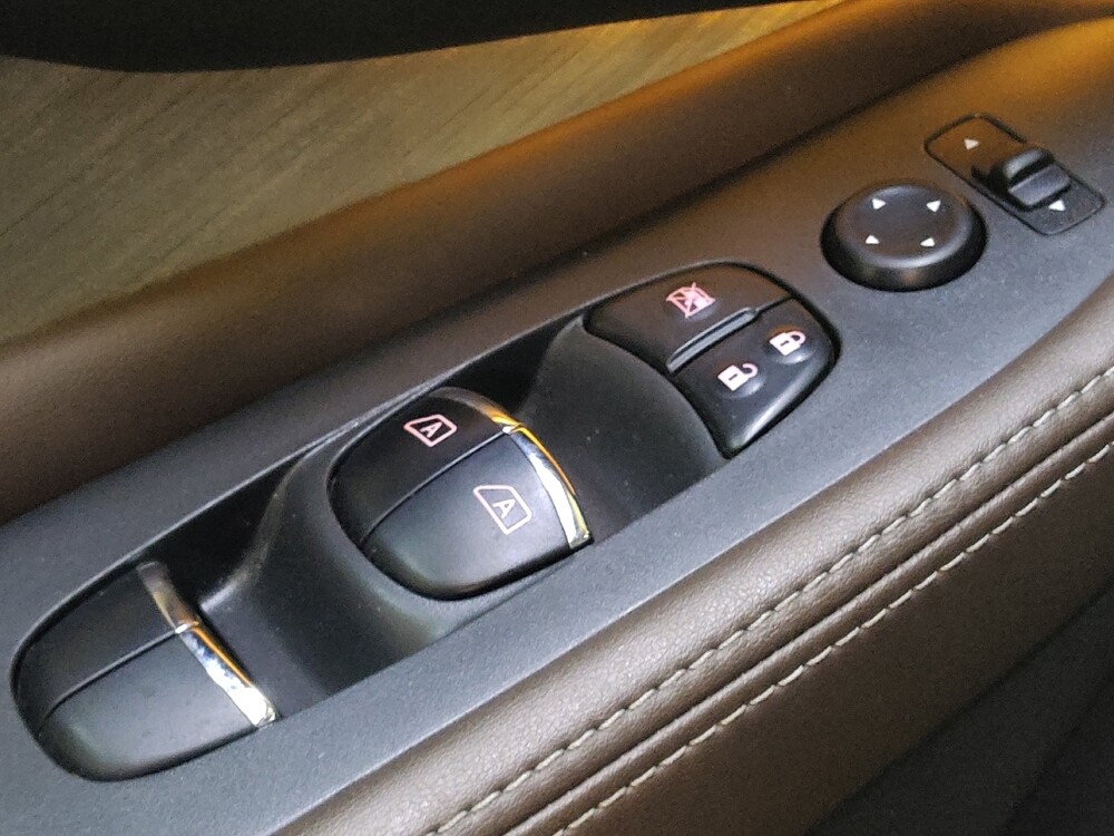 2017 Nissan Murano in Raleigh, NC 27604 - 18073790 27