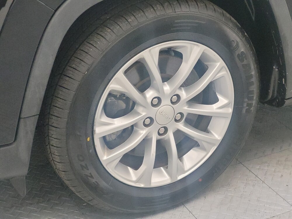 2019 Jeep Cherokee in Madison, TN 37115 - 18073810 31