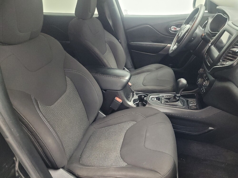 2019 Jeep Cherokee in Madison, TN 37115 - 18073810 21