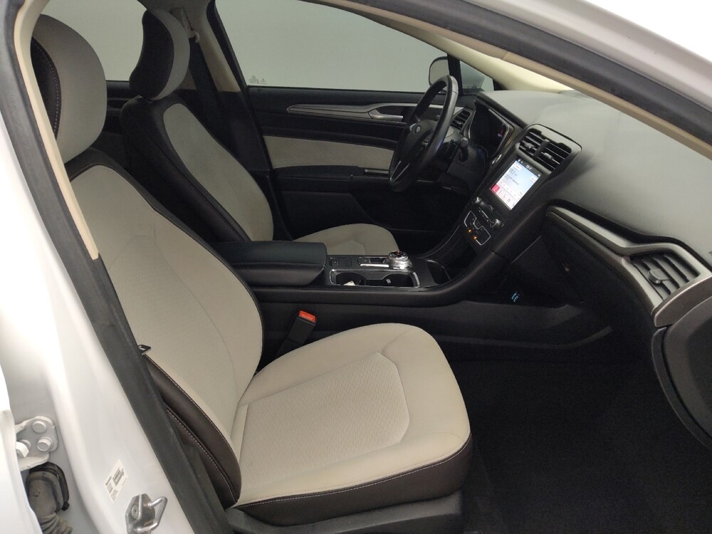 2019 Ford Fusion in Houston, TX 77074 - 18073844 21