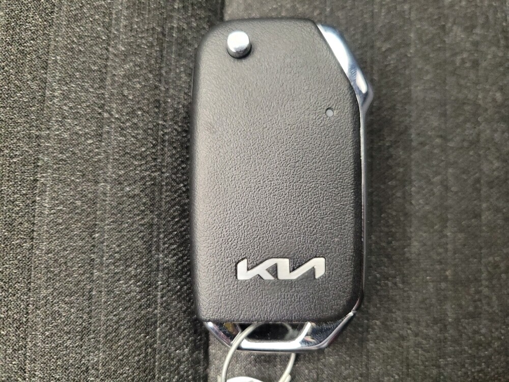 2020 Kia Soul in Cincinnati, OH 45255 - 18073848 32