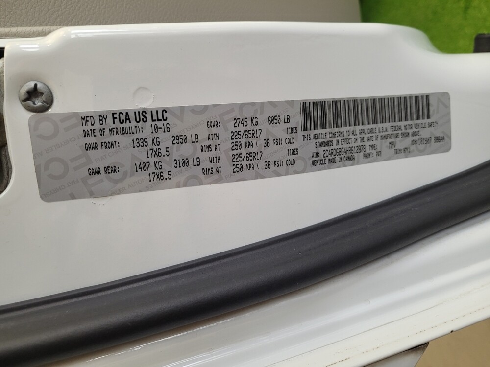 2017 Dodge Grand Caravan in Cincinnati, OH 45255 - 18073852 33