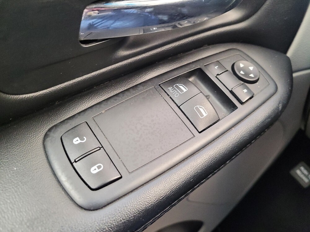 2017 Dodge Grand Caravan in Cincinnati, OH 45255 - 18073852 27