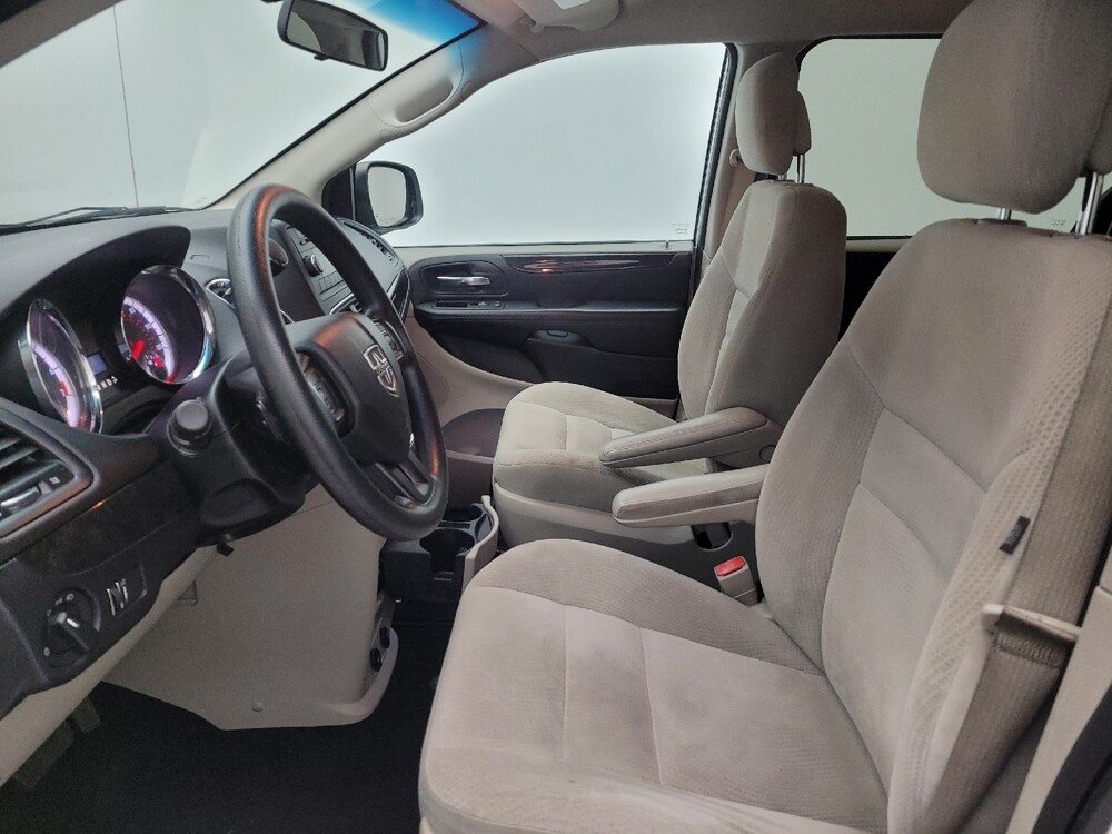 2017 Dodge Grand Caravan in Cincinnati, OH 45255 - 18073852 17