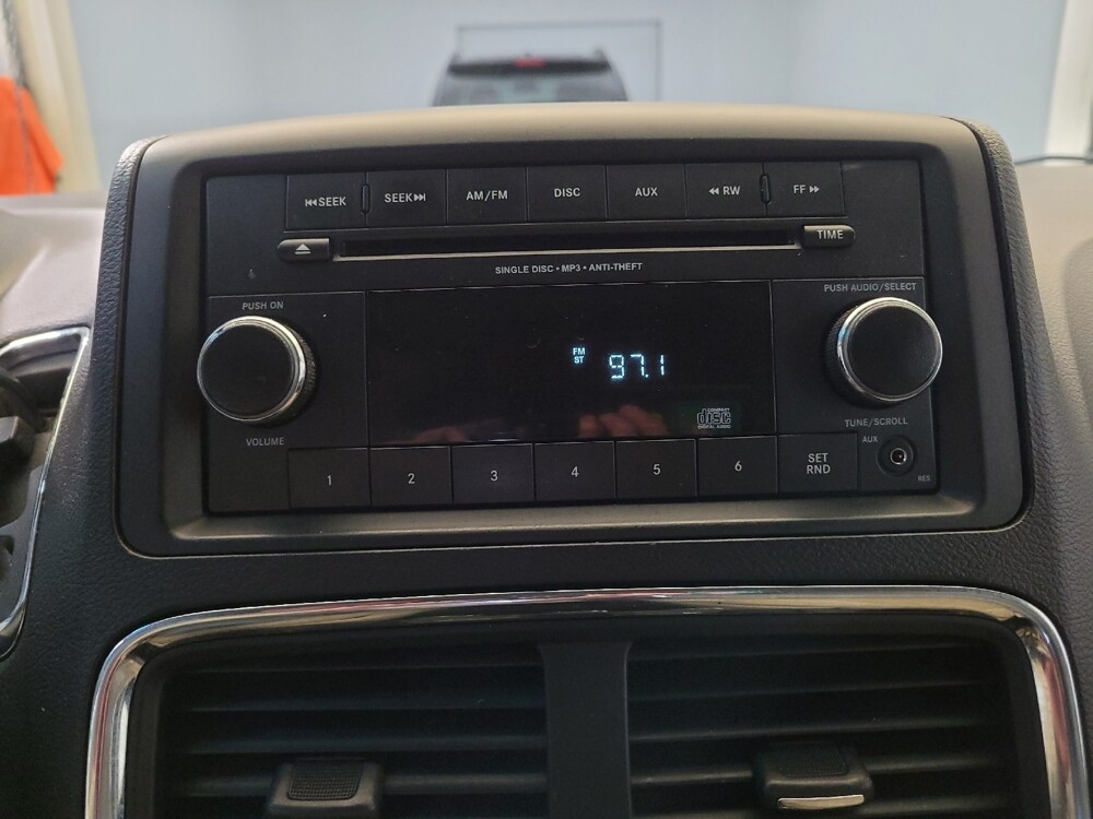 2017 Dodge Grand Caravan in Cincinnati, OH 45255 - 18073852 25