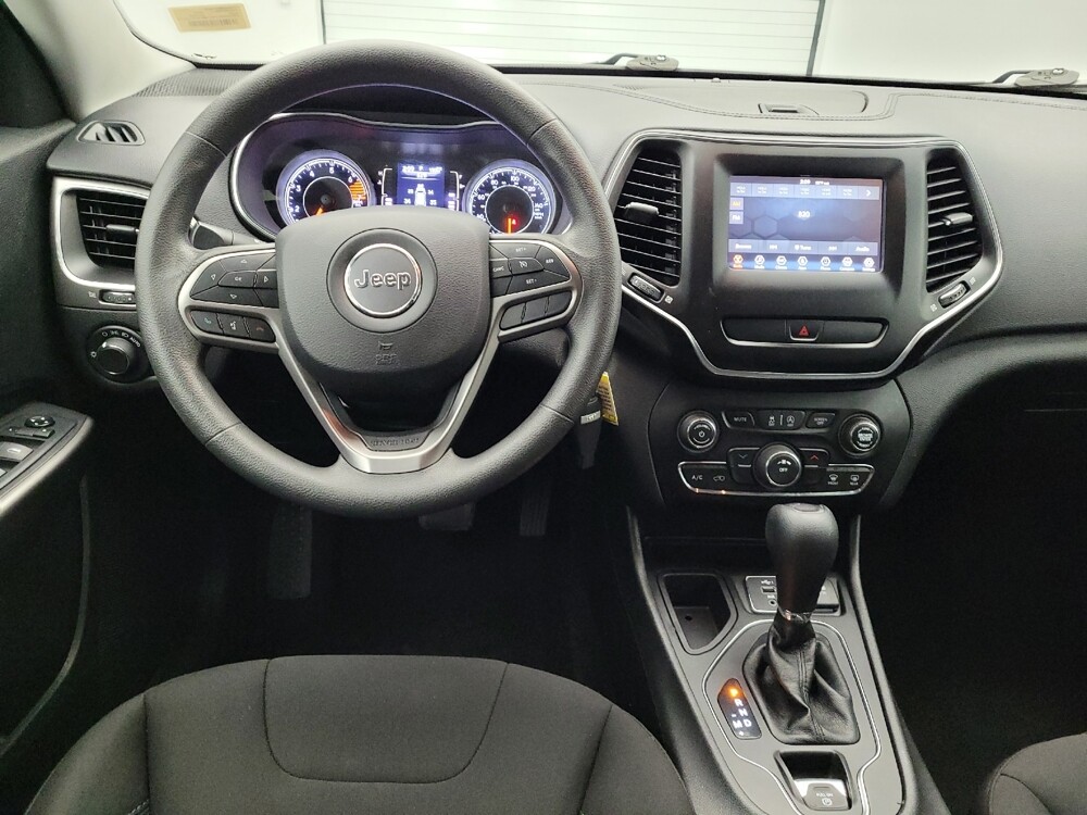 2020 Jeep Cherokee in Cincinnati, OH 45255 - 18073854 22