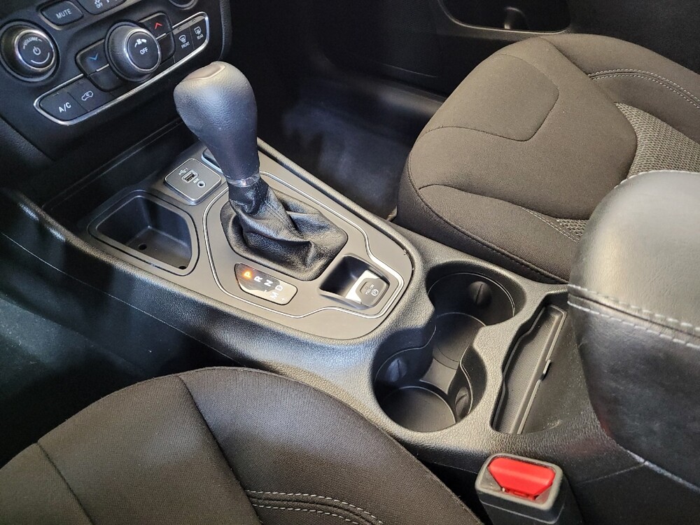 2020 Jeep Cherokee in Cincinnati, OH 45255 - 18073854 26