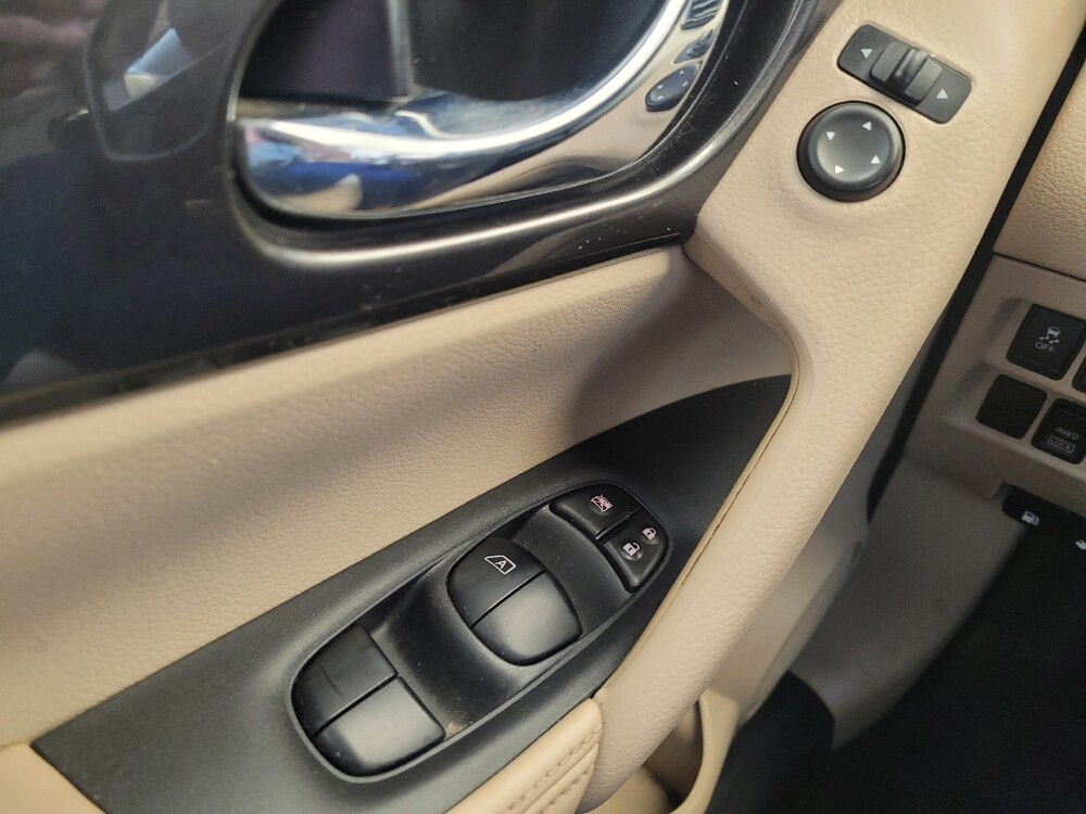 2017 Nissan Rogue in Fairfield, OH 45014 - 18073856 27