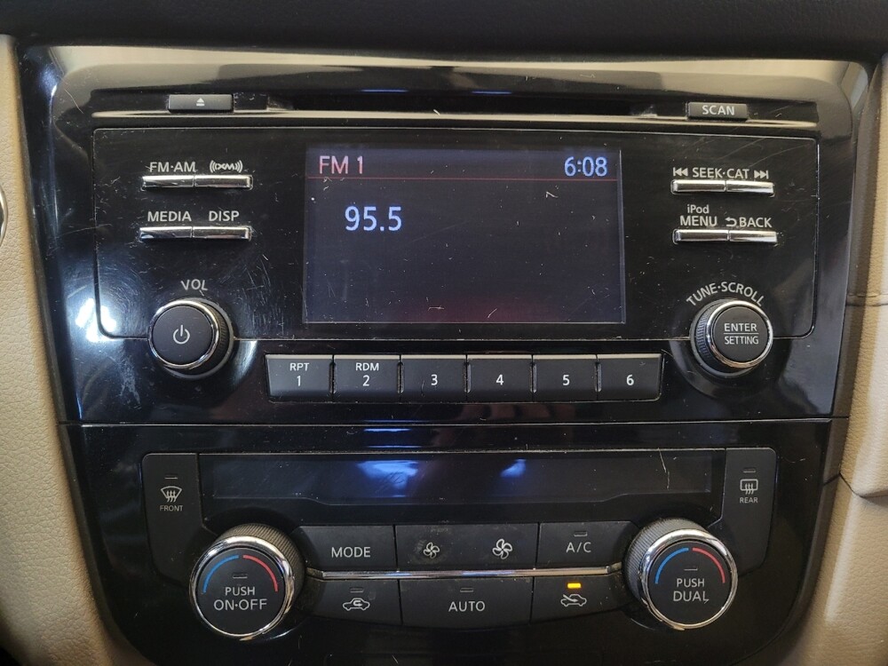 2017 Nissan Rogue in Fairfield, OH 45014 - 18073856 25