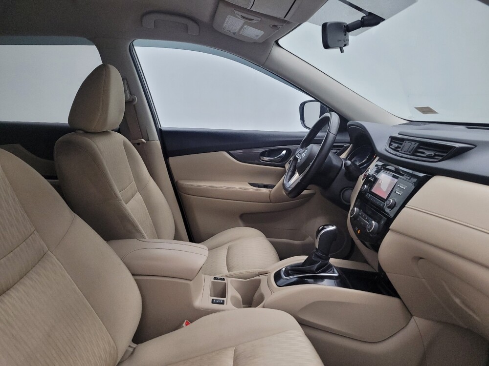 2017 Nissan Rogue in Fairfield, OH 45014 - 18073856 21