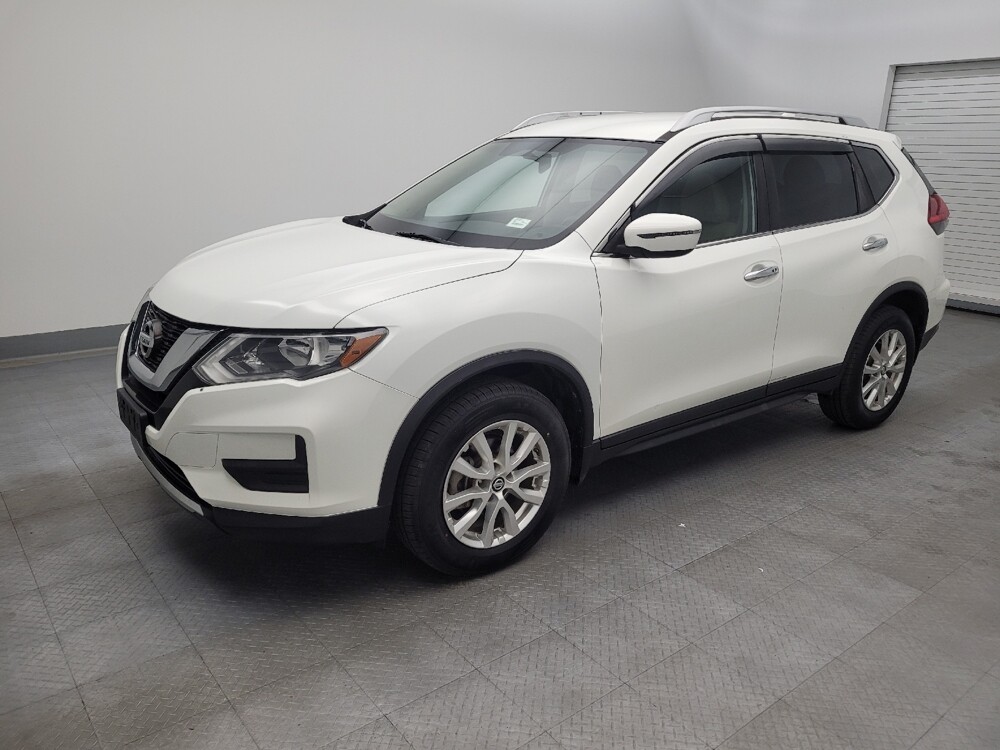 2017 Nissan Rogue in Fairfield, OH 45014 - 18073856 2