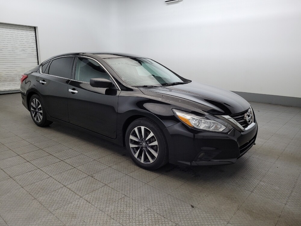 2017 Nissan Altima in Plymouth Meeting, PA 19462 - 18073861 11