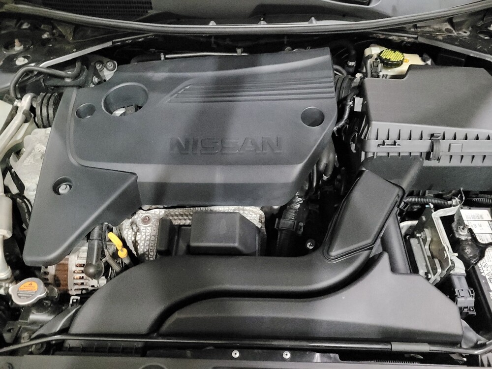 2017 Nissan Altima in Plymouth Meeting, PA 19462 - 18073861 30