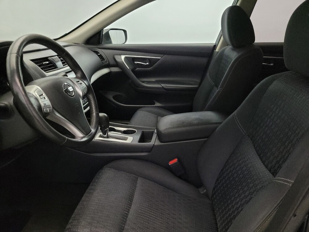 2017 Nissan Altima in Plymouth Meeting, PA 19462 - 18073861 17