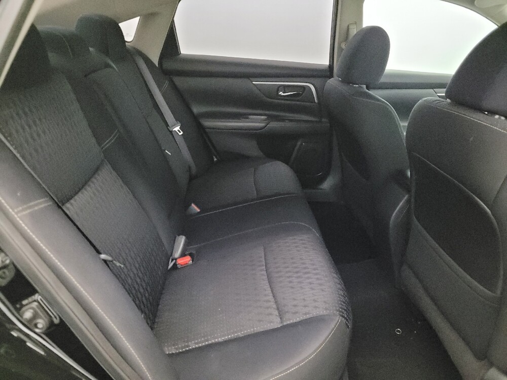 2017 Nissan Altima in Plymouth Meeting, PA 19462 - 18073861 19