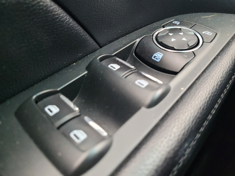 2016 Ford Explorer in Eastpointe, MI 48021 - 18073891 27