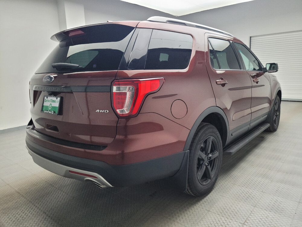 2016 Ford Explorer in Eastpointe, MI 48021 - 18073891 9