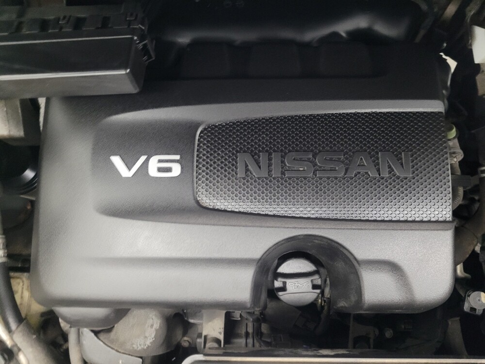 2017 Nissan Pathfinder in Highland, IN 46322 - 18073895 30