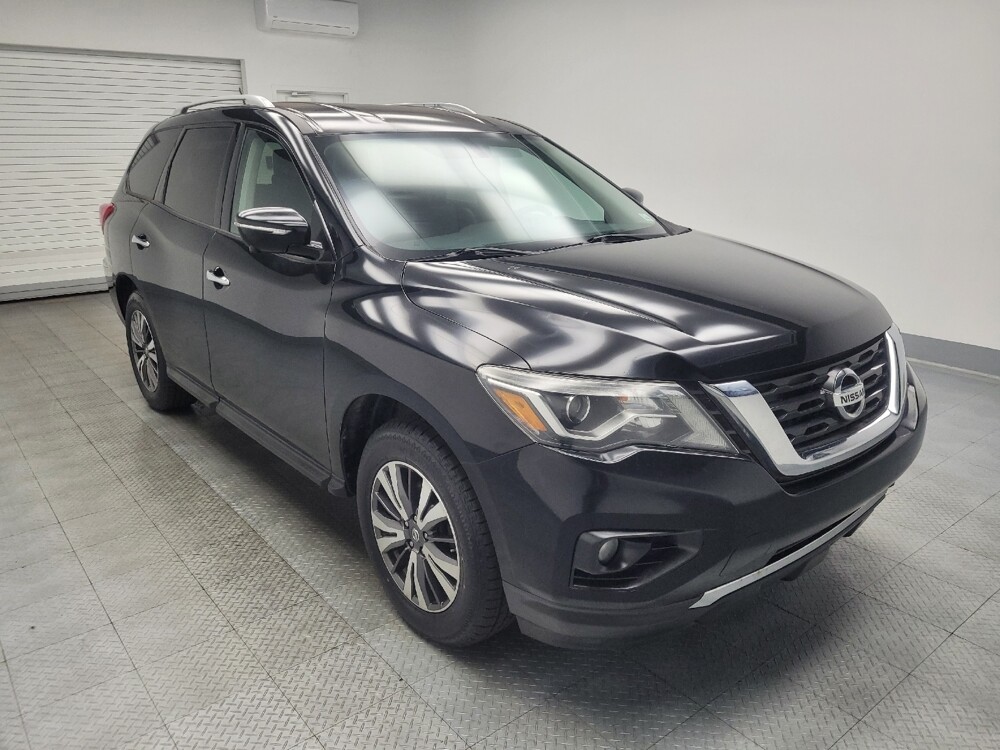 2017 Nissan Pathfinder in Highland, IN 46322 - 18073895 13