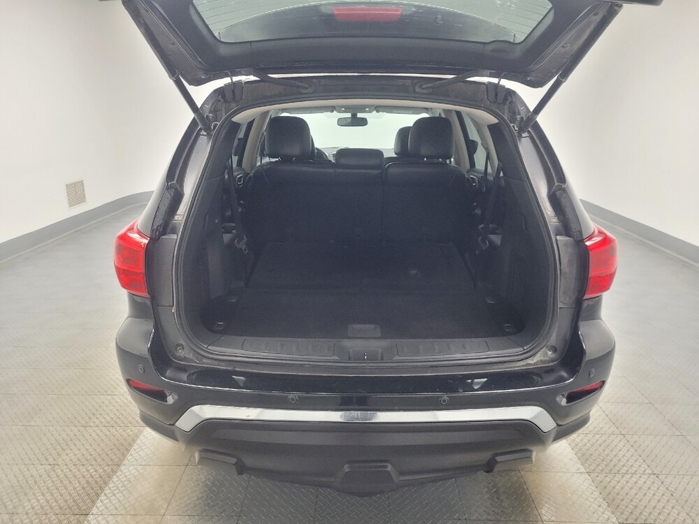 2017 Nissan Pathfinder in Highland, IN 46322 - 18073895 29