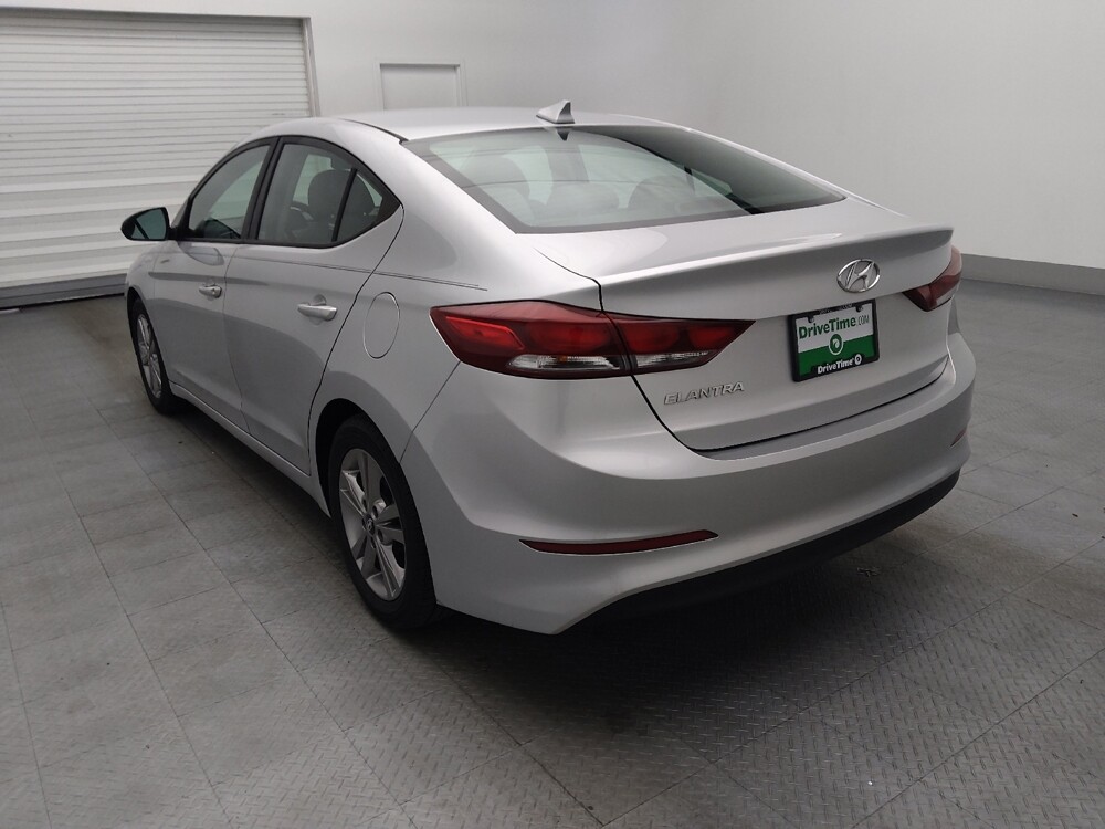 2018 Hyundai Elantra in Orlando, FL 32808 - 18073901 5