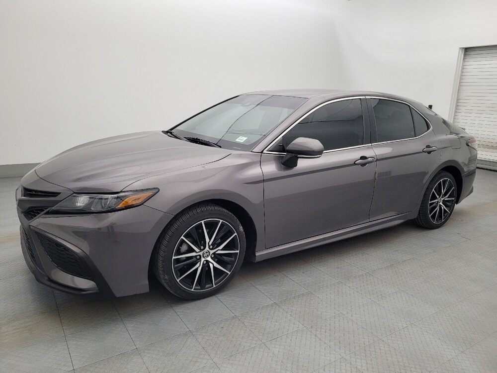 2022 Toyota Camry in Clearwater, FL 33764 - 18073936 2