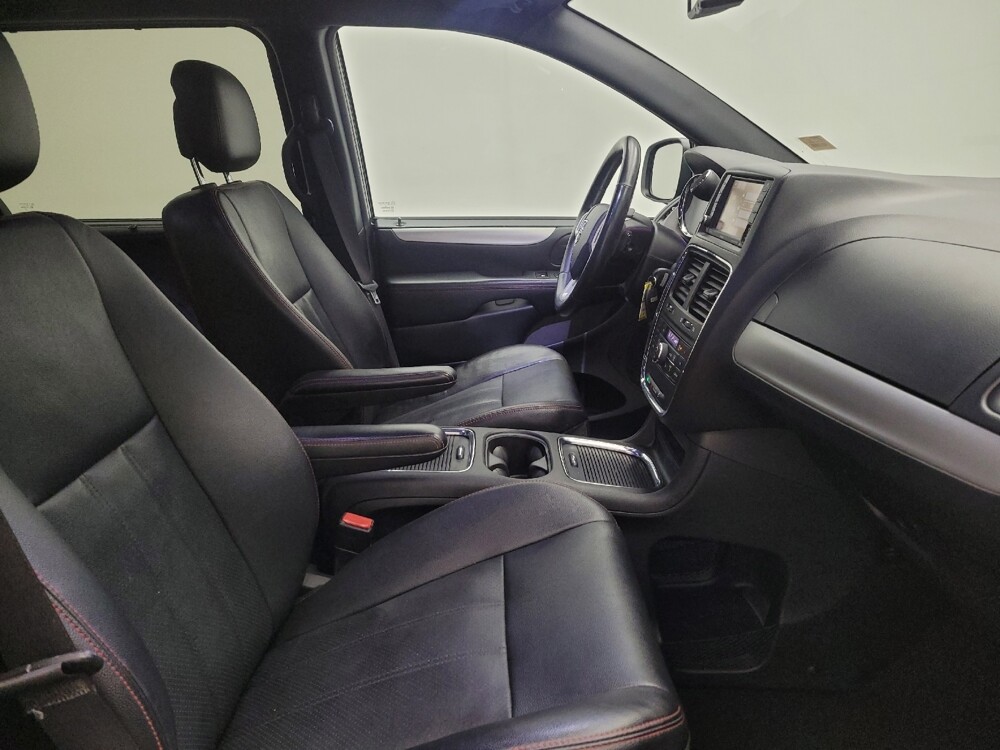 2017 Dodge Grand Caravan in Louisville, KY 40258 - 18073986 21