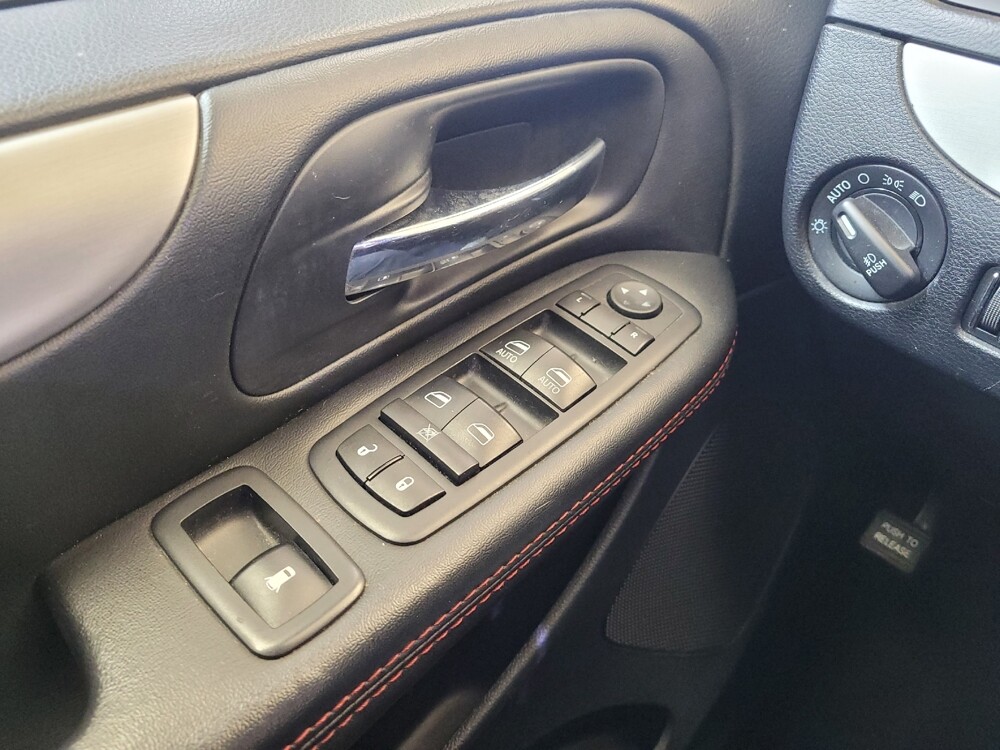 2017 Dodge Grand Caravan in Louisville, KY 40258 - 18073986 27