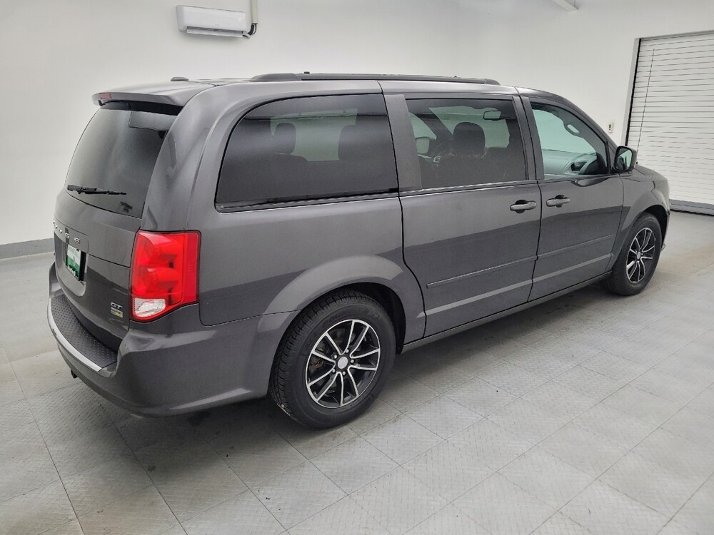2017 Dodge Grand Caravan in Louisville, KY 40258 - 18073986 10