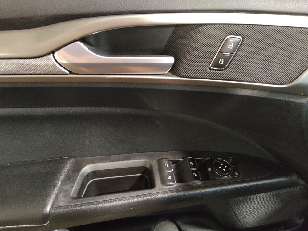 2020 Ford Fusion in Arlington, TX 76011 - 18074041 27