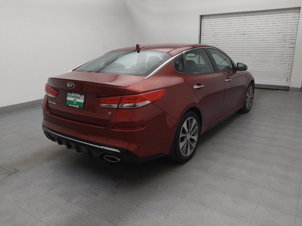 2019 Kia Optima in Greensboro, NC 27407 - 18074066 9