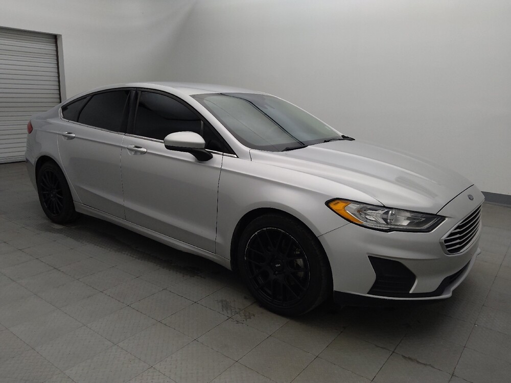2019 Ford Fusion in Baton Rouge, LA 70816 - 18074082 11