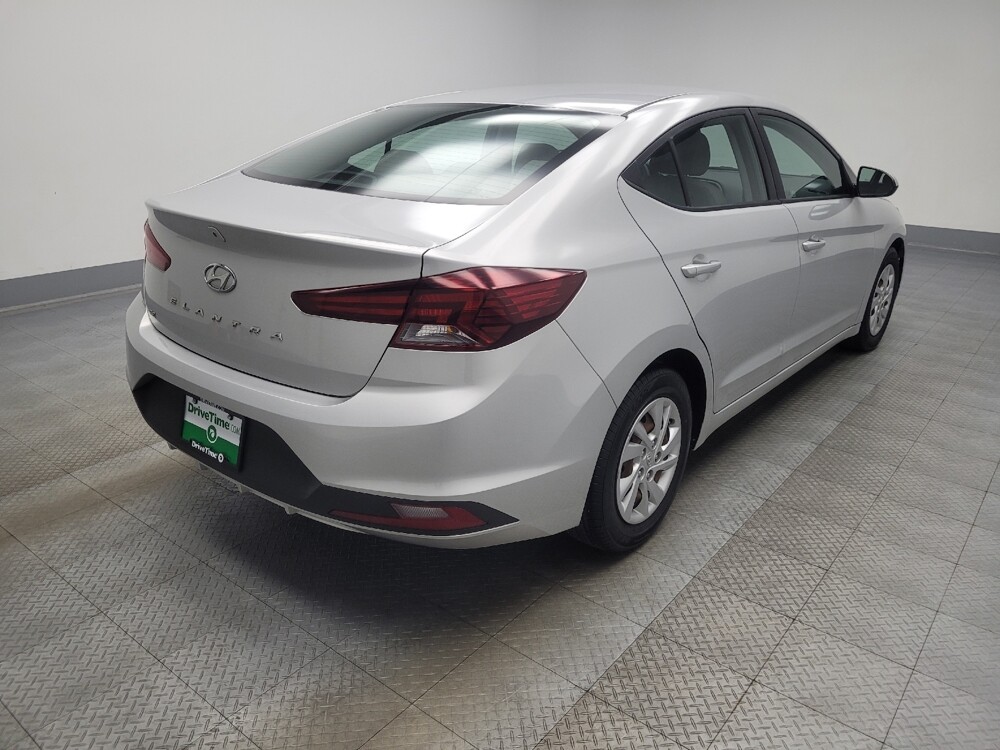 2019 Hyundai Elantra in Highland, IN 46322 - 18074089 9