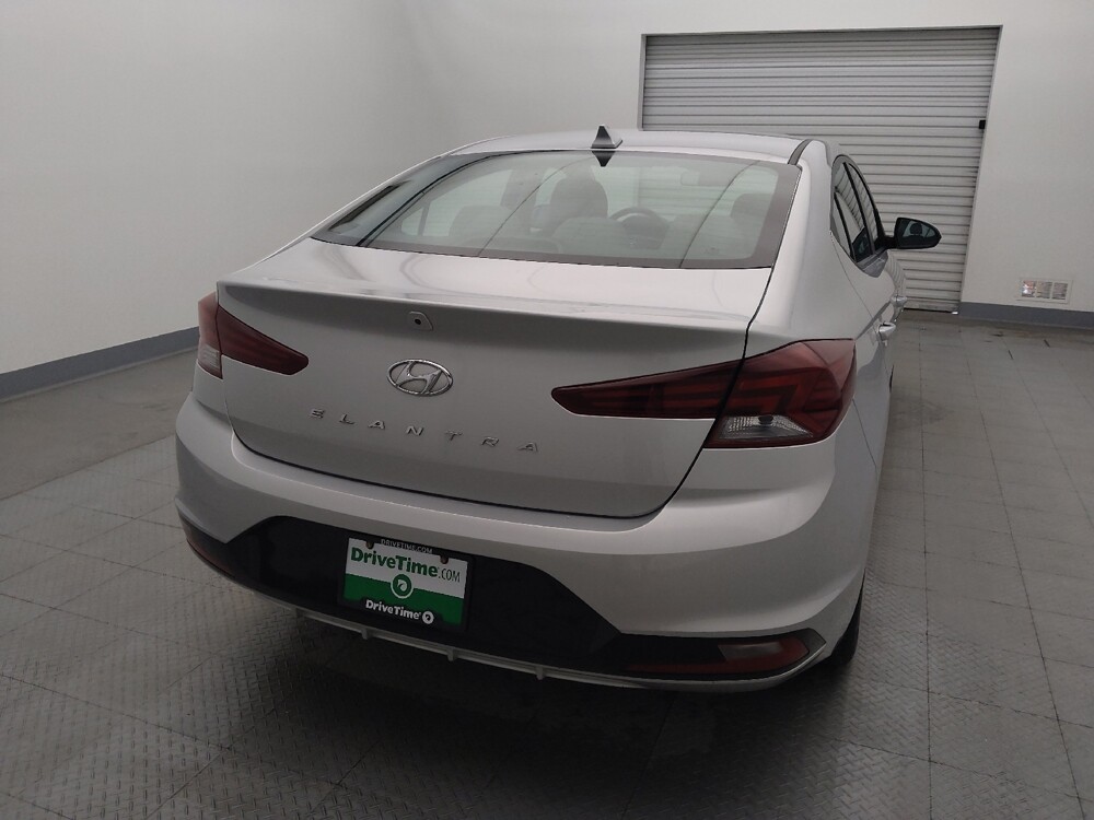 2019 Hyundai Elantra in Houston, TX 77074 - 18074096 7