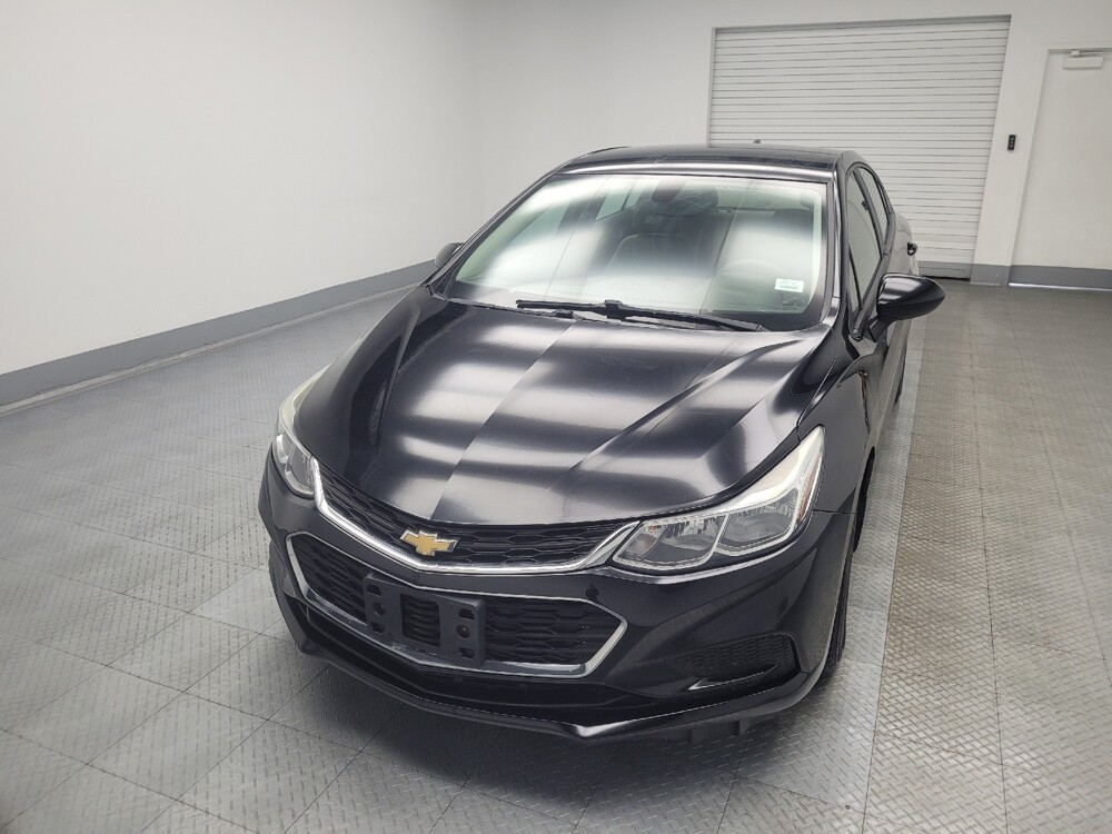 2018 Chevrolet Cruze in Highland, IN 46322 - 18074102 15