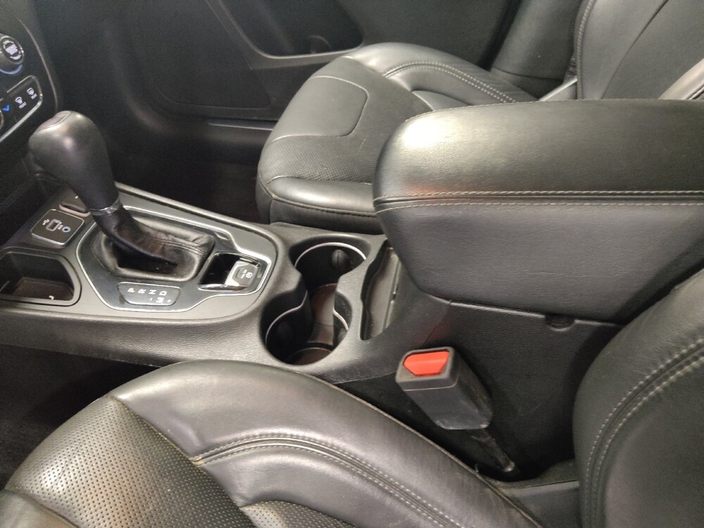 2019 Jeep Cherokee in Fort Myers, FL 33907 - 18074123 26