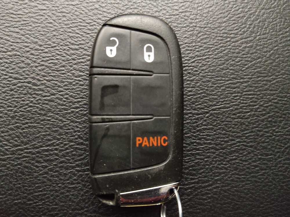 2018 Jeep Compass in Clearwater, FL 33764 - 18074126 32