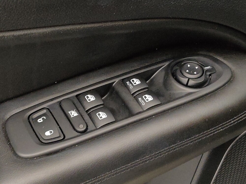 2018 Jeep Compass in Clearwater, FL 33764 - 18074126 27