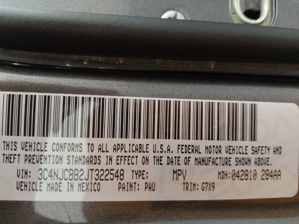 2018 Jeep Compass in Clearwater, FL 33764 - 18074126 33