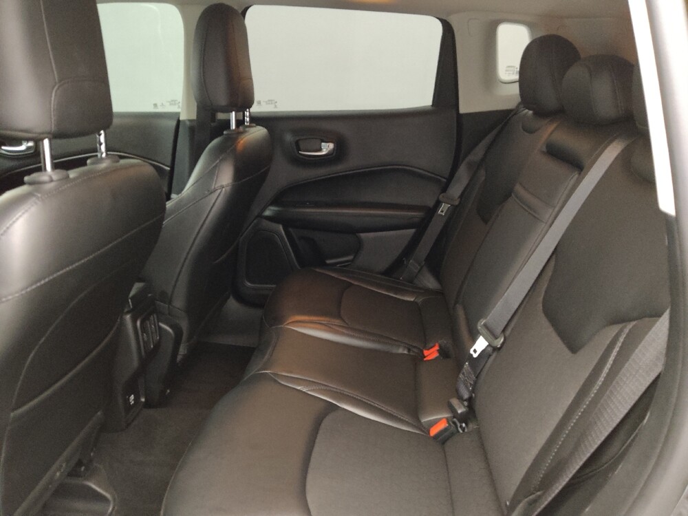 2018 Jeep Compass in Clearwater, FL 33764 - 18074126 18